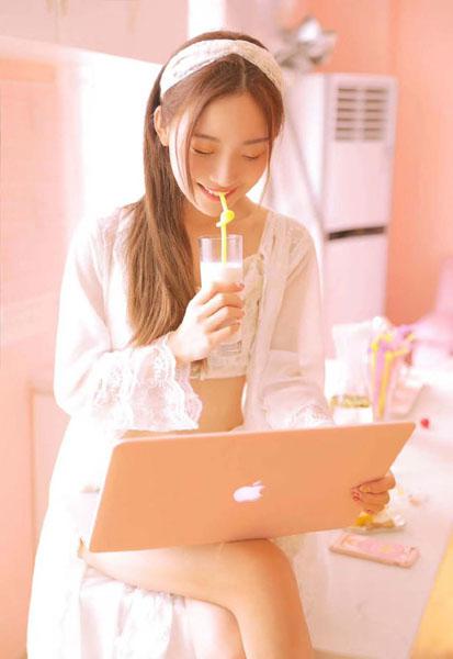 红楼梦电影徐锦江